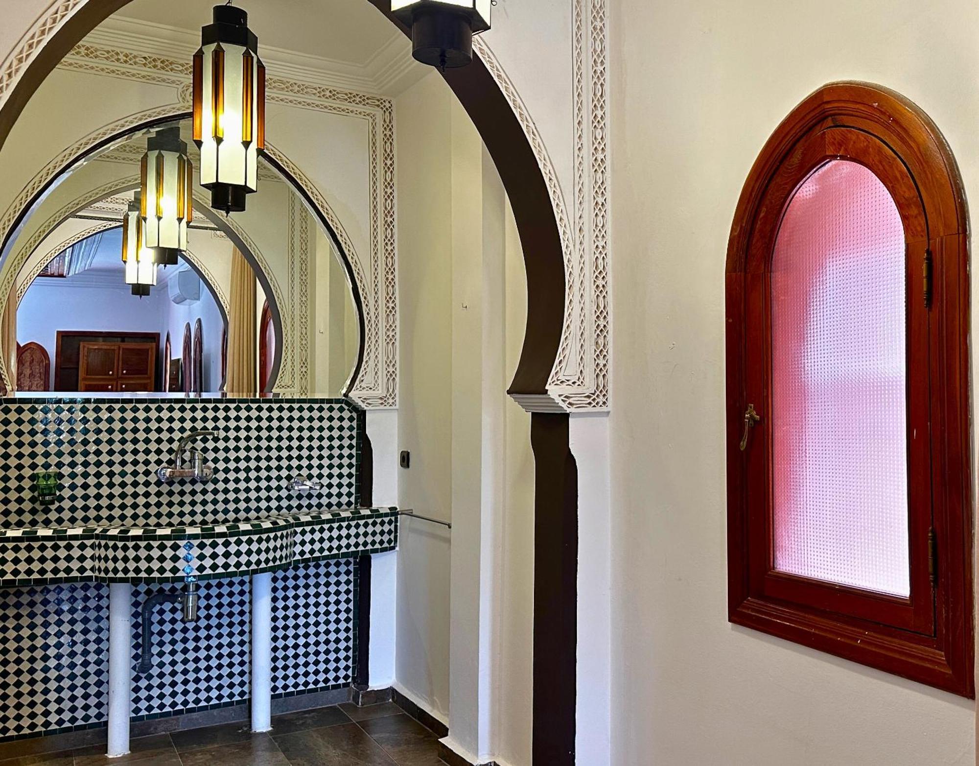 Nomadz Palace Touggana Zewnętrze zdjęcie